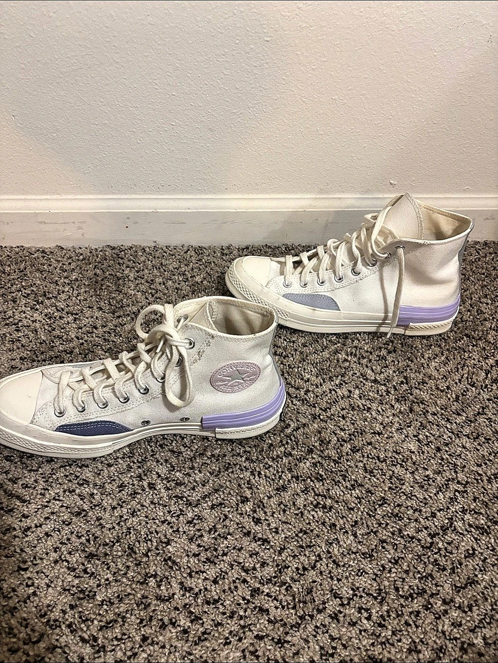 Converse Chuck 70 Plus High Top High Top Sneakers in White & Purple - Picture 4 of 5
